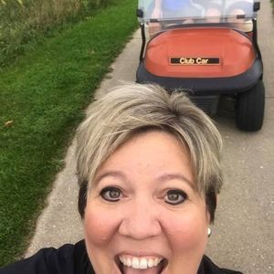 Meet your Posher, Liz